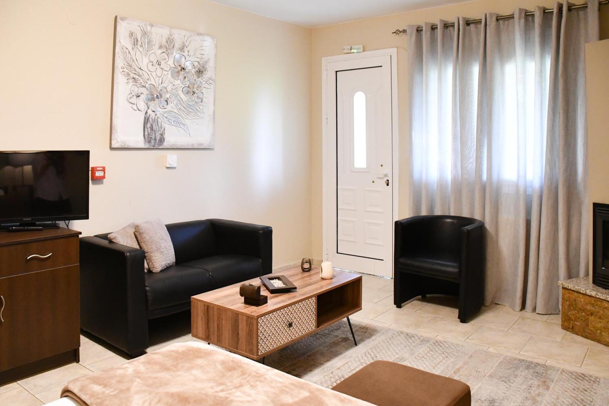 Toula Rooms Ángisztro Kültér fotó