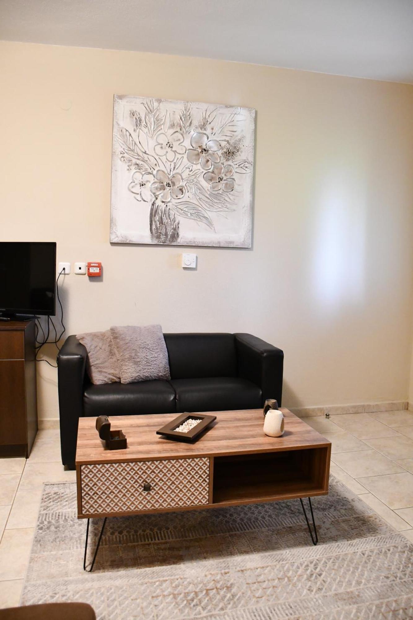 Toula Rooms Ángisztro Kültér fotó