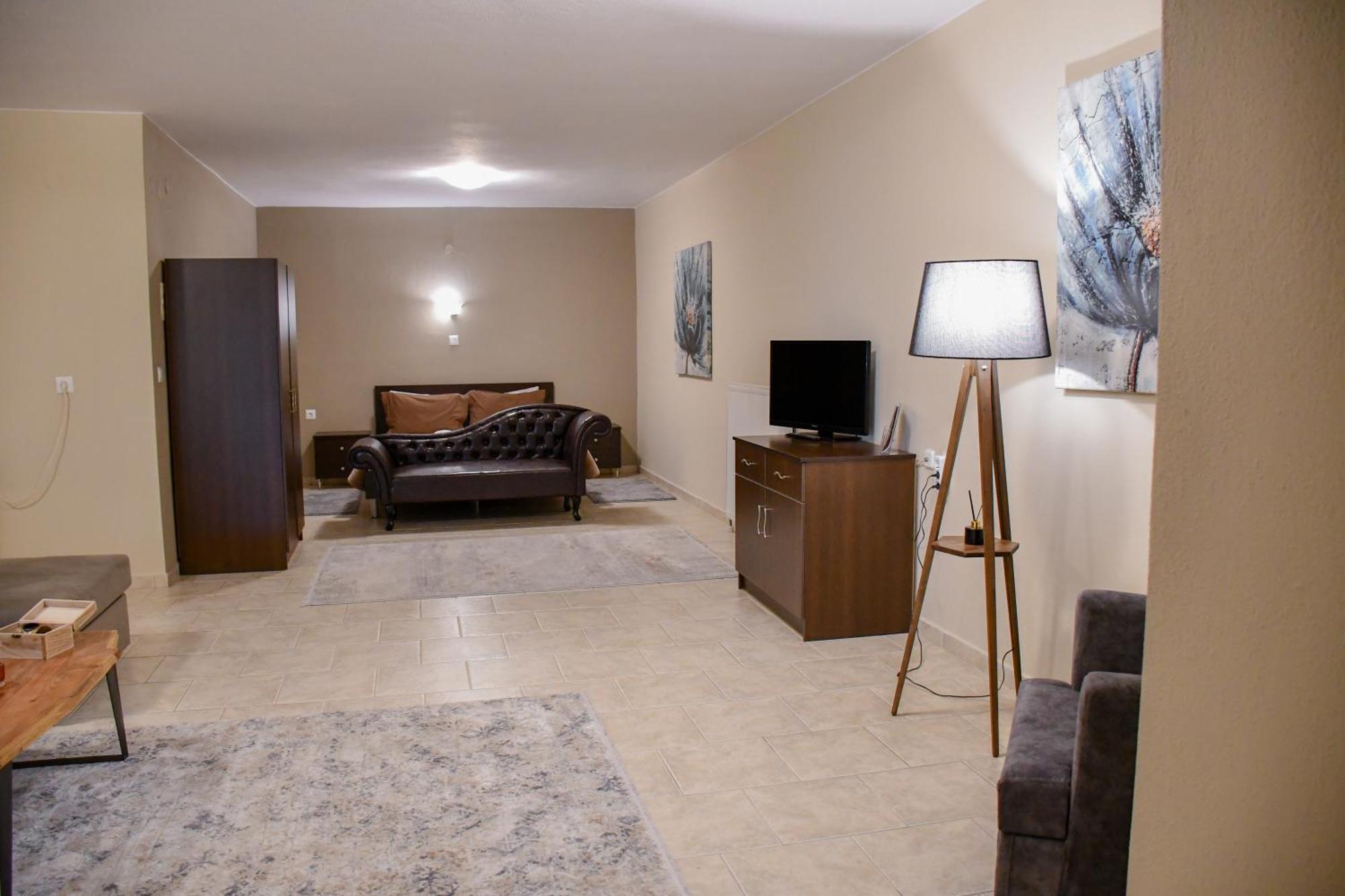 Toula Rooms Ángisztro Kültér fotó